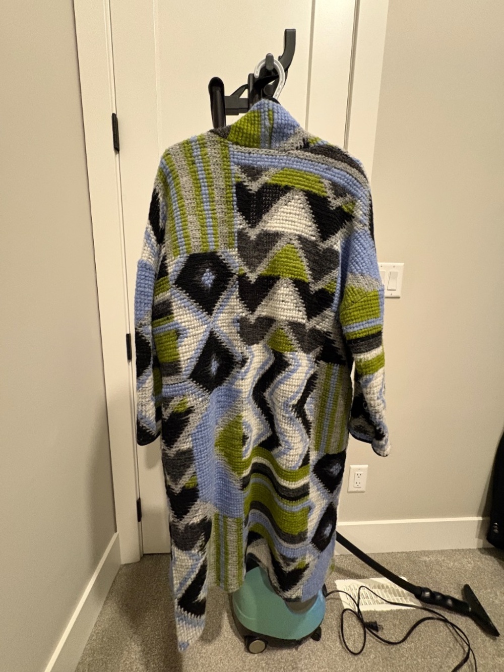 Cardigan - Picture 2 of 5